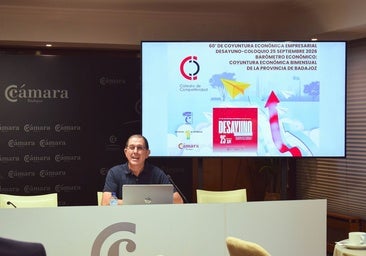 Julián Ramajo, catedrático de Economía aplicada de la Uex.