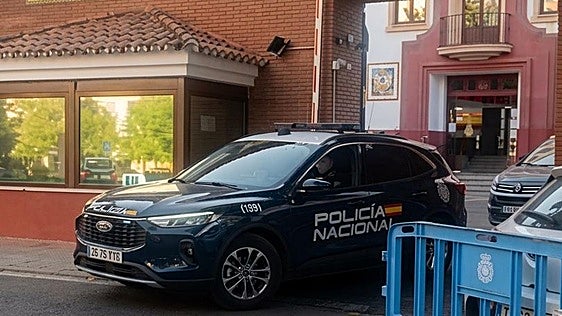 La Policía Nacional identifica a 62 personas y levanta actas por tenencia de drogas en el Casco Antiguo de Badajoz