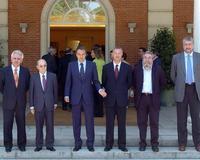 Zapatero califica de «histórico» el acuerdo sobre la reforma laboral ratificado hoy