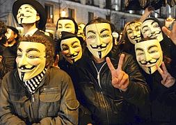 La otra 'cara' de las máscaras de Anonymous