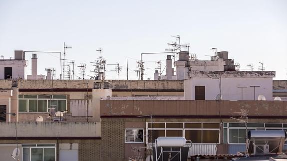 Antenas de televisión en Motril (Granada).