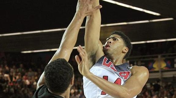 Anthony Davis (d), en el Mundial de España 2014. 