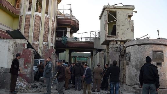 Desperfectos en el complejo de la Embajada de España en Kabul.