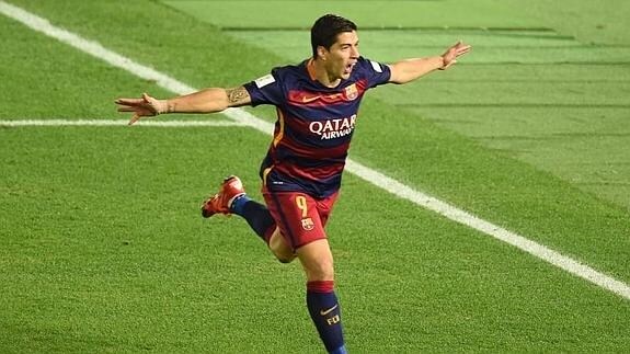 Luis Suárez celebra uno de sus dos goles en la final del Mundialito. 