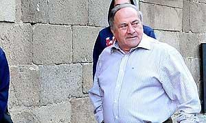 José Antonio Arrojo, antes de declarar en el juzgado de Palsencia.:: HOY