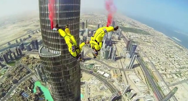 ¿Qué se siente al saltar desde el edificio más alto del mundo?