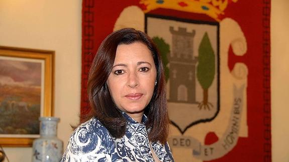 La alcaldesa de Plasencia, Elia María Blanco, en su despacho del Ayuntamiento.