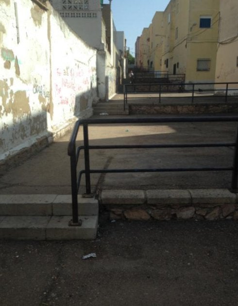 Escalones en una calle. hoy