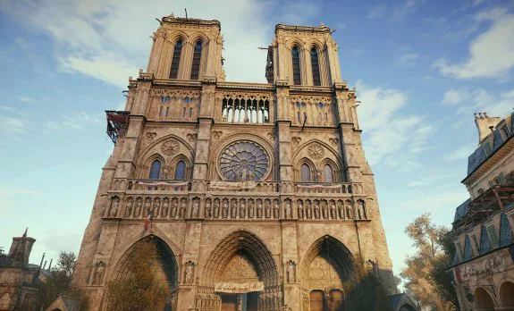 A la izquierda, la reconstrucción digital; a la derecha, la Catedral de Notre Dame. :: Ubisoft