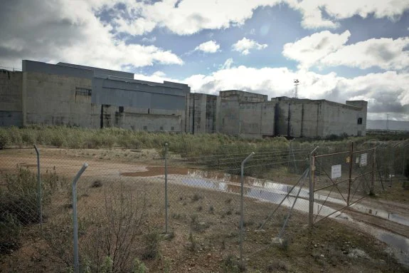 Instalaciones de la central nuclear de Valdecaballeros. :: jorge rey