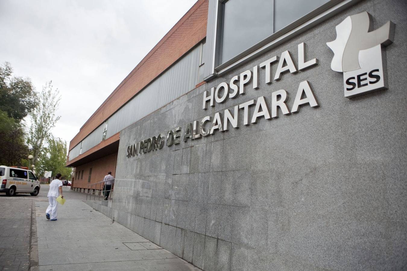 Hospital San Pedro de Alcántara, en Cáceres. :: hoy