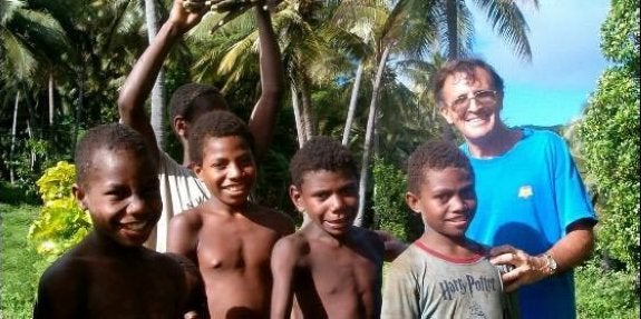 Antonio López en una de sus misiones en el Pacífico. 