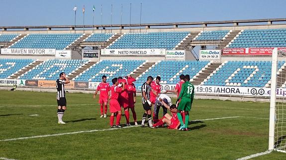 Triunfos del Jerez, Deportivo Pacense, CD Badajoz, Hernán Cortés, Extremadura y Atlético Club Pueblonuevo