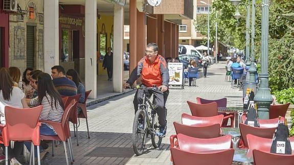 Las aceras de Badajoz, sólo para los peatones
