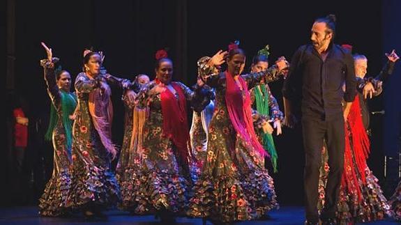 El bailaor flamenco Jesús Ortega presenta en el López de Ayala su espectáculo 'A compás'