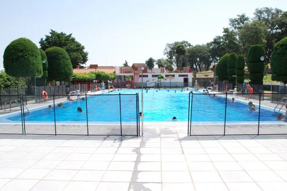 Imagen de la piscina de Logrosán, uno de los proyectos estrella de la anterior regidora. :: j. s.