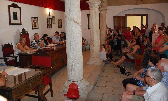 Sesión plenaria en Logrosán. :: JSP