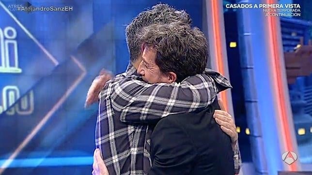 «El jefe estará orgulloso», el cómplice gesto de Sanz tras la muerte del padre de Motos