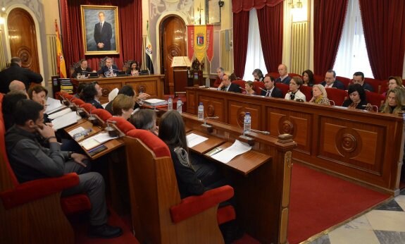 El Pleno de Badajoz en una imagen de archivo. :: hoy
