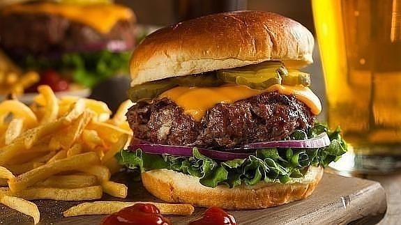 Para quemar una hamburguesa hay que correr 4 kilómetros