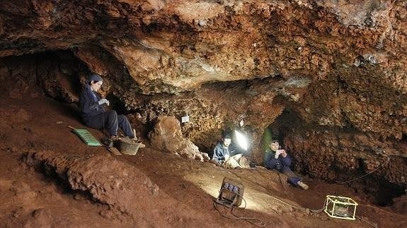 Jornada de puertas abiertas en la cueva cacereña de El Conejar