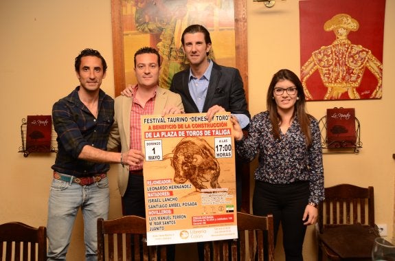 Ambel Posada, Fernández, Lancho y Mª. del Mar Santos. :: casimiro