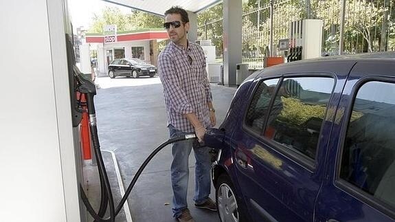 España, entre los países con el combustible más caro de la UE tras la subida del petróleo