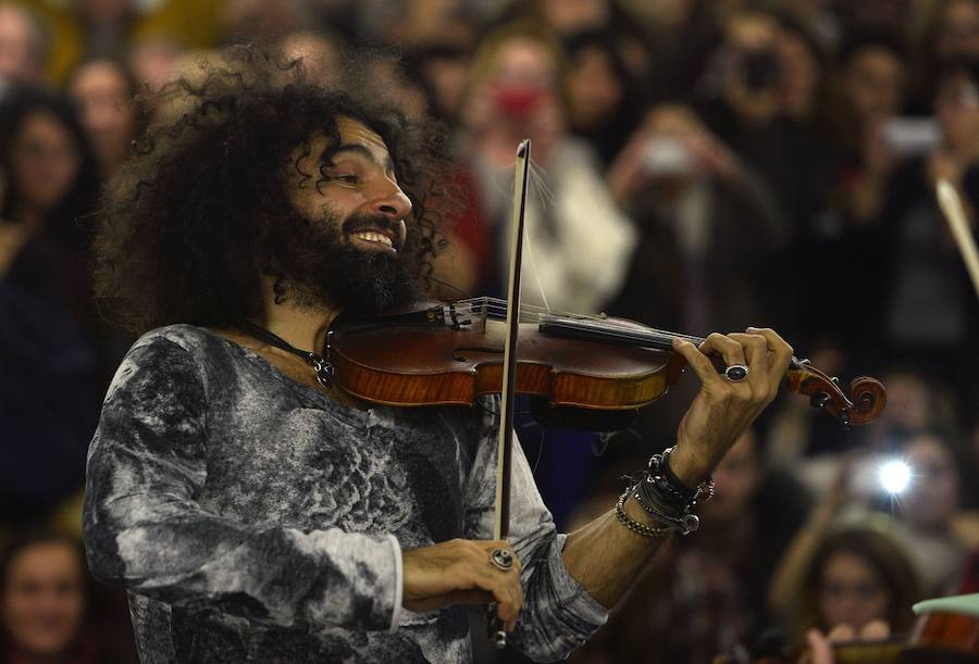 El violinista Ara Malikian abrirá el XX Festival de Guitarra de Coria