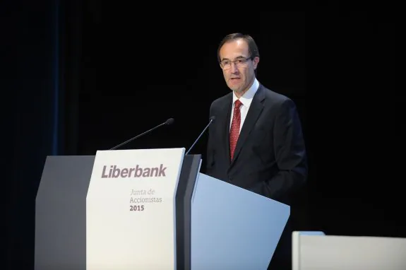 Manuel Menéndez, presidente de Liberbank. :: hoy