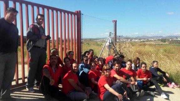 Protesta de trabajadores a las puertas de la Cooperativa Extremeña Ajos de Aceuchal