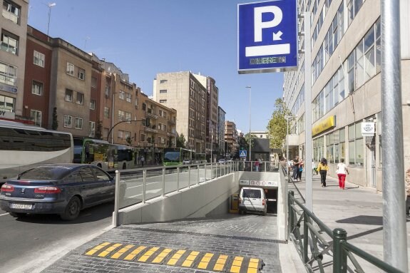 El aparcamiento lleva un mes abierto al público, tras su inauguración el día 6 del pasado septiembre. 
