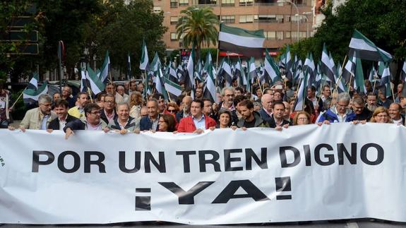 IManifestación reivindicando un tren digno para Extremadura