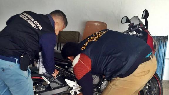 Recuperan una moto robada que cambió ocho veces de 'propietario'