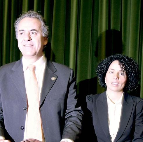 El rector Segundo Píriz con Inmaculada Domínguez en 2010.