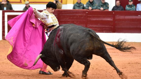 Perera templó, Garrido mandó y Ginés mató