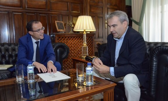 Gallardo y Fragoso, reunidos en una imagen de archivo. :: hoy