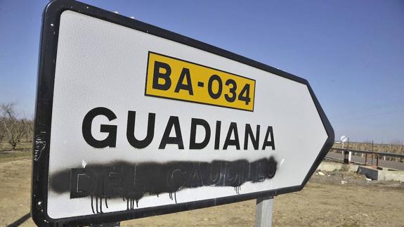 El TSJ avala que Guadiana no quiera quitar 'del Caudillo'