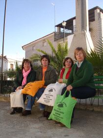 Las mujeres hacen la guerra al plástico