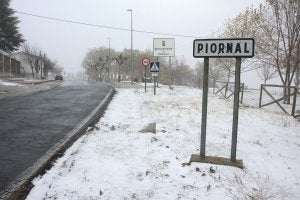 Tres carreteras cortadas al tráfico por las nevadas