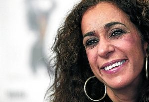 Rosario Flores presenta sus nuevas canciones. ::
EFE