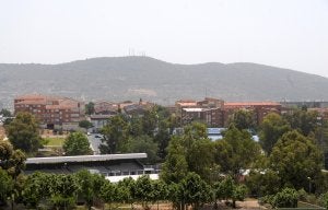 Los aerogeneradores cambiarán el perfil y la visión de la ciudad y la sierra. ::                              PALMA
