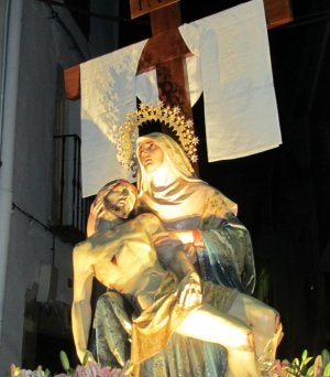 La Virgen de los Dolores. ::
P. D. C.