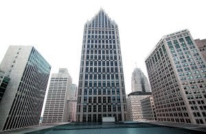 Edificios de oficinas en el centro financiero de Detroit.  ::
BILL PUGLIANO / AFP