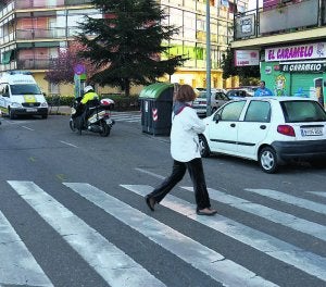 El accidente ocurrió en este paso de cebra. ::                             ARNELAS