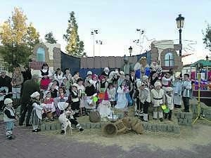 Participantes en el belén viviente del AMPA. ::
F. H.