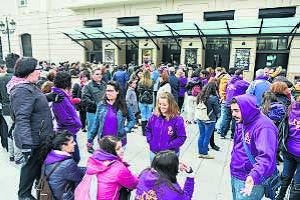 El desfile saldrá aunque la mayoría de las comparsas no participen