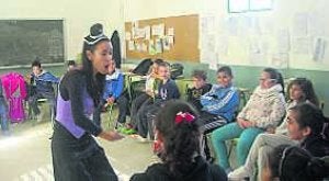 La comunidad educativa en actividades del colegio. ::
C.G.E.