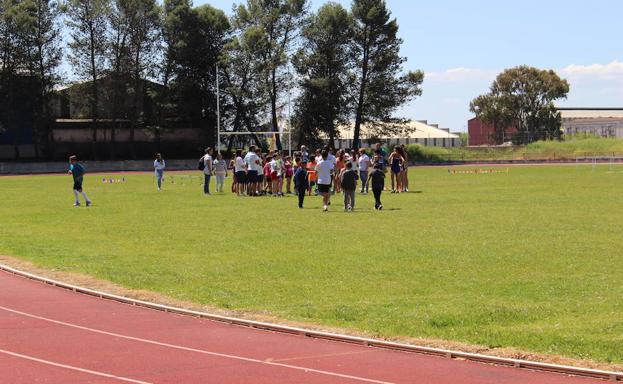 Un campeonato en las pistas de atletismo 