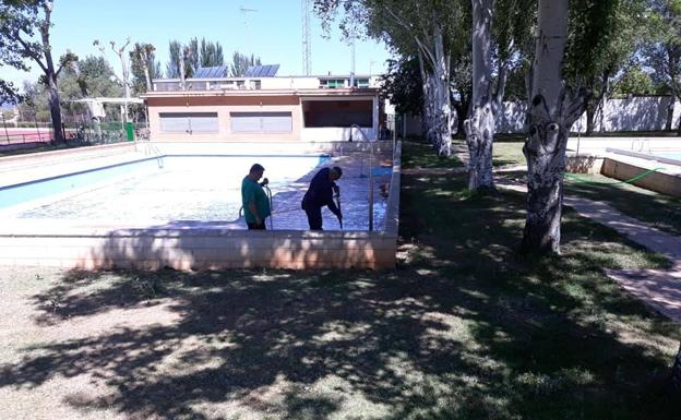 Actuaciones de manetenimiento en la pisicna municipal 