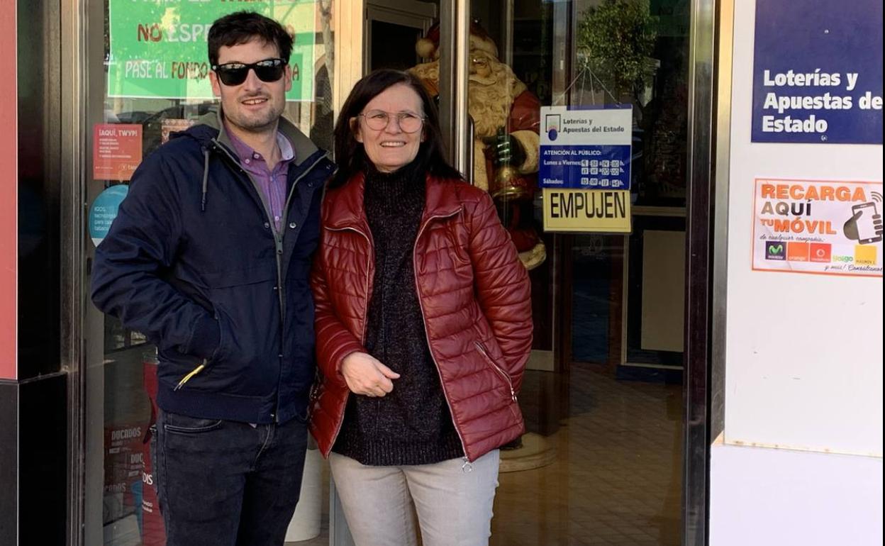 José Luis Castaño y Ana de la Cruz ante la administración este 22 de diciembre 